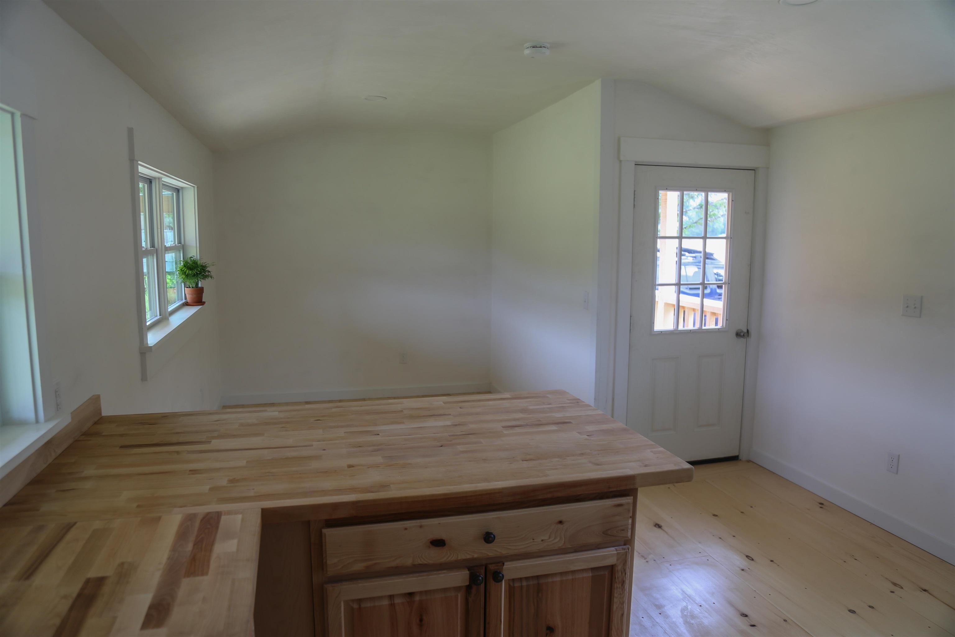 145 Elmore Road Worcester, VT 05682 - Photo 12 of 36 Gallery Image 12