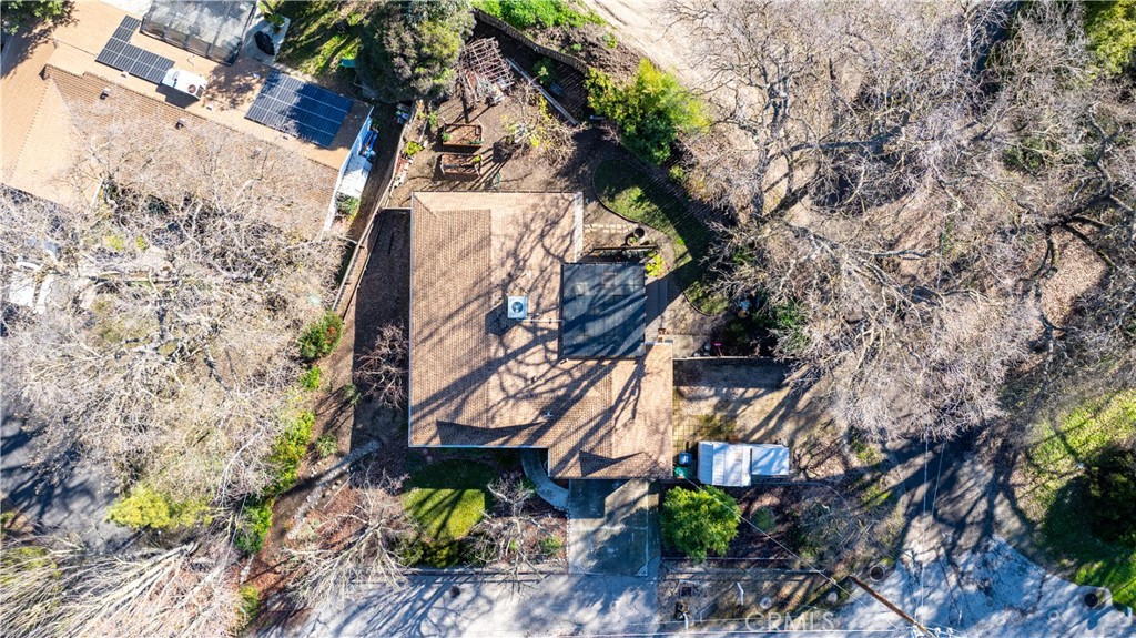 8425 Azucena Avenue Atascadero, CA 93422 - Photo 39 of 47 a backyard of a house with lots of green space