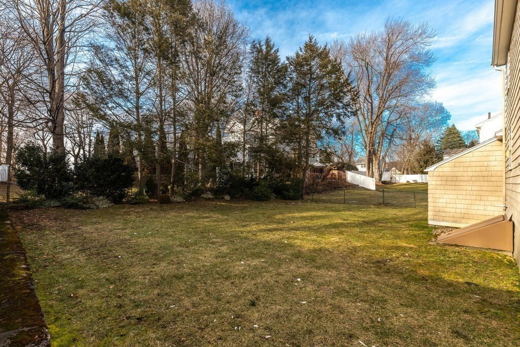 188 Boston Rock Road Melrose, MA 02176 - Photo 21 of 25 Gallery Image 21