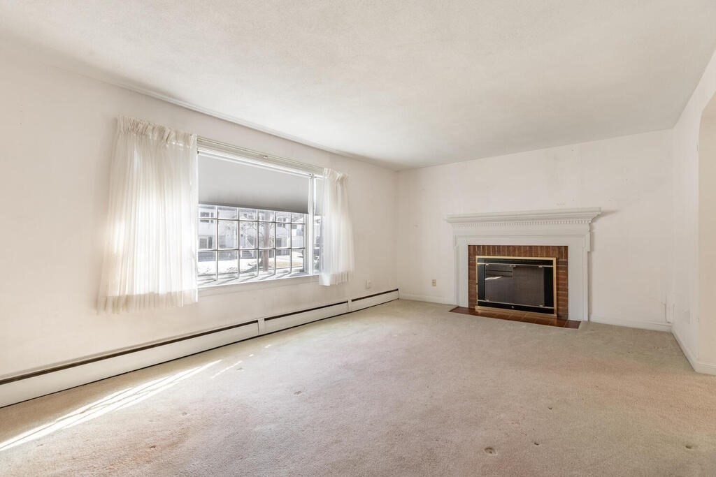 188 Boston Rock Road Melrose, MA 02176 - Photo 7 of 25 Gallery Image 7
