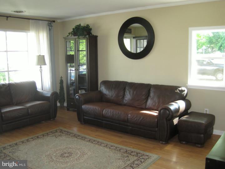 312 South Barry Avenue Eagleville, PA 19403 - Photo 5 of 14