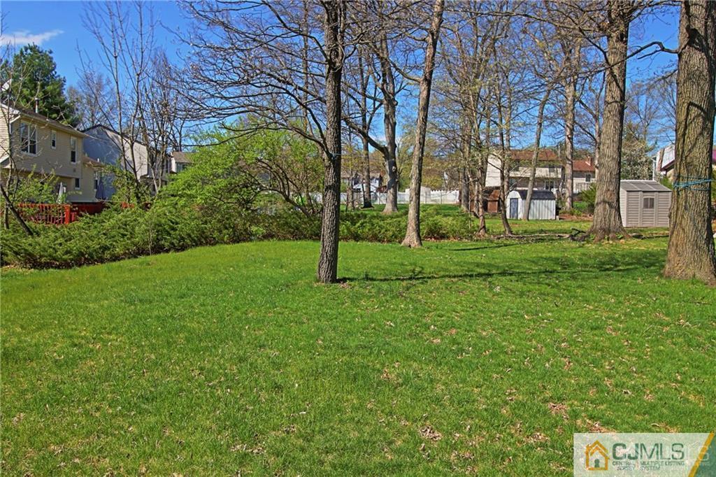 47 Pinecrest Road Somerset, NJ 08873 - Photo 23 of 25 Gallery Image 23
