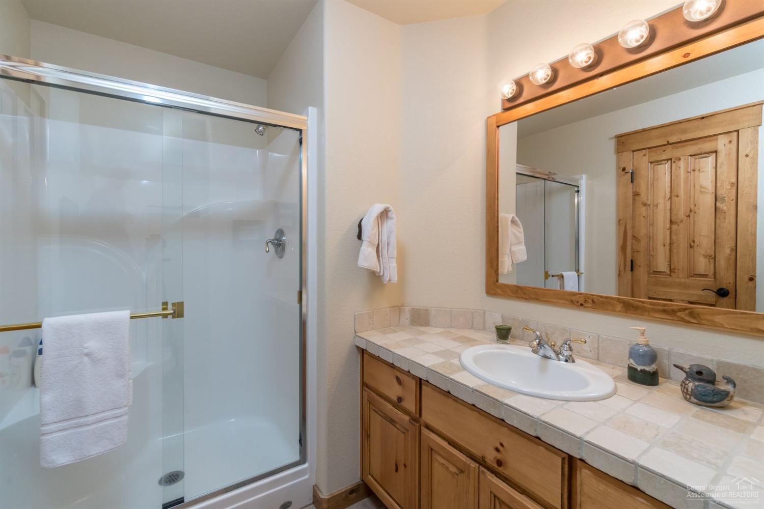 4 Two-Some Lane Sunriver, OR 97707 - Photo 10 of 20 Additional Photo