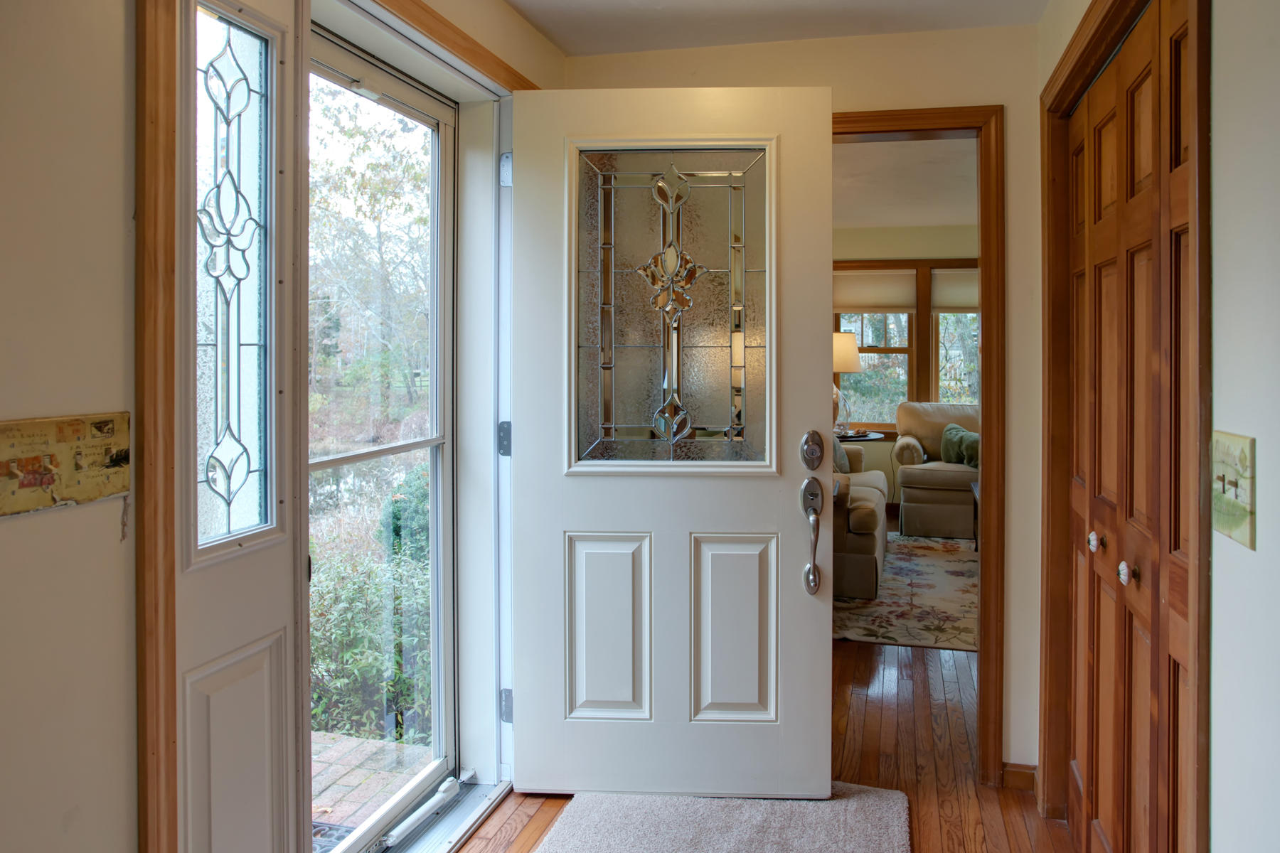 44 Monument Neck Road Bourne, MA 02532 - Photo 4 of 31