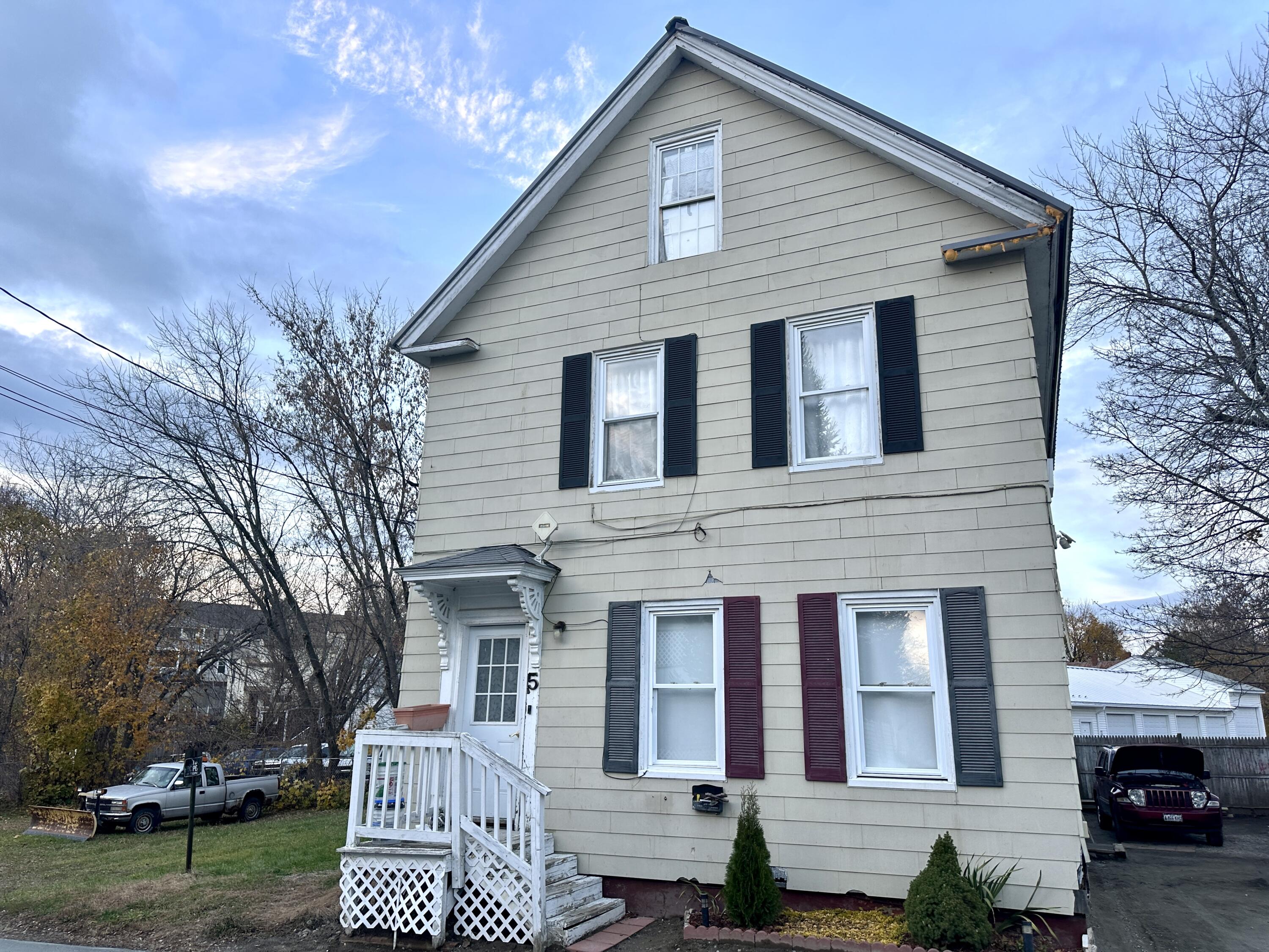 5 Veteran Court Waterville, ME 04901 - Photo 1 of 23 Profile
