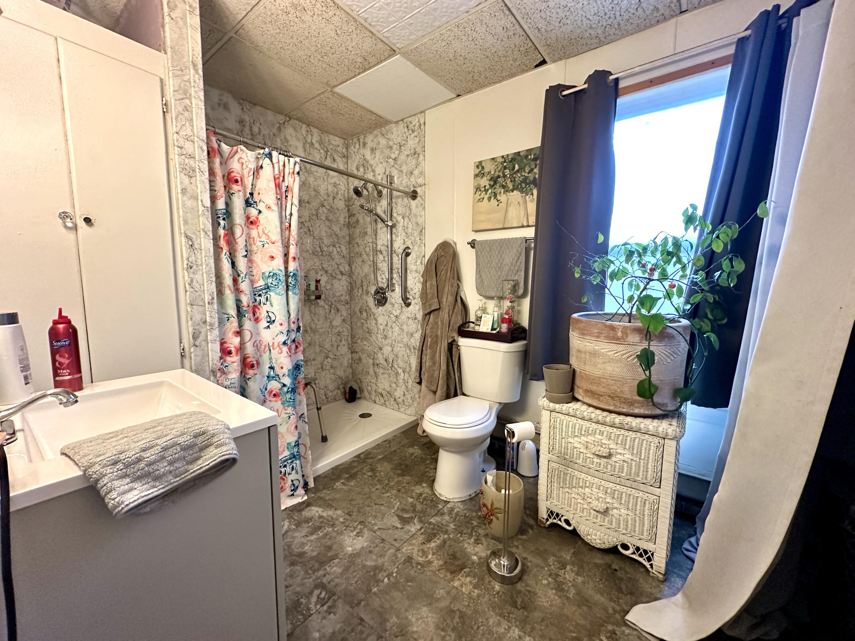 5 Veteran Court Waterville, ME 04901 - Photo 7 of 23 Bathroom 1