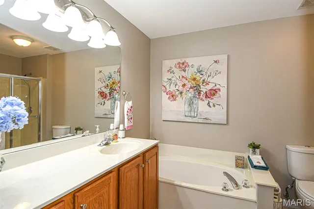 $374,500 | 169 Tori Pines Drive, Oakville, MO 63129