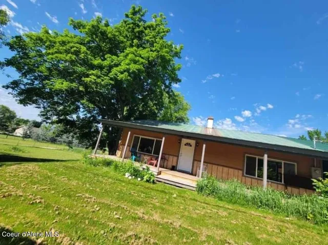 $349,900 | 7494 Wells Street, Bonners Ferry, ID 83805