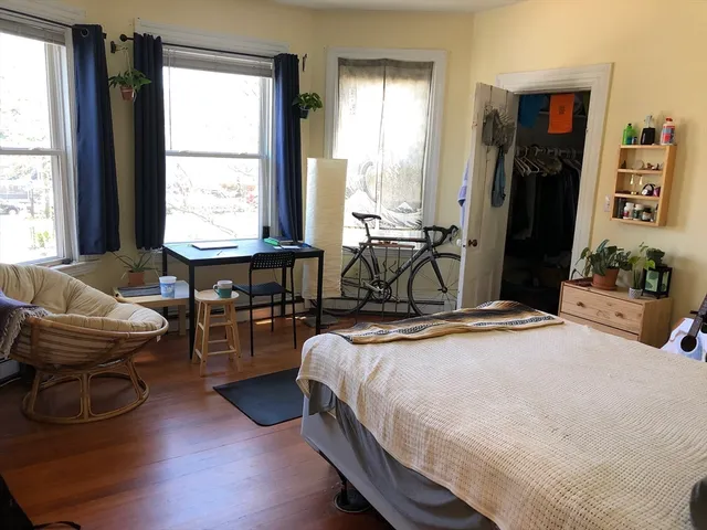 $6,390 | 268 Broadway, Unit 3, Cambridge, MA 02139