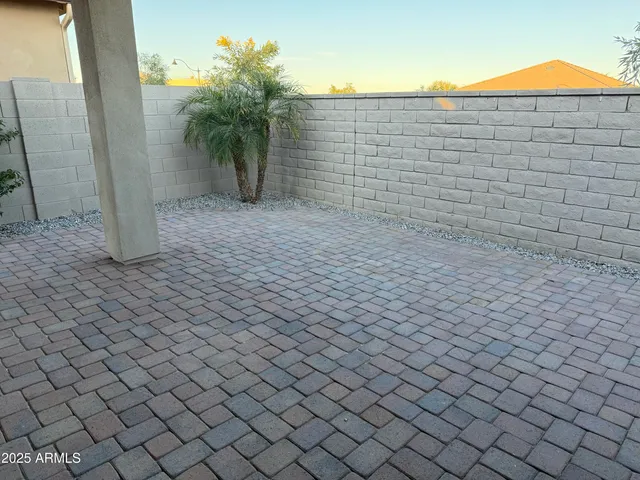 a view of outdoor space