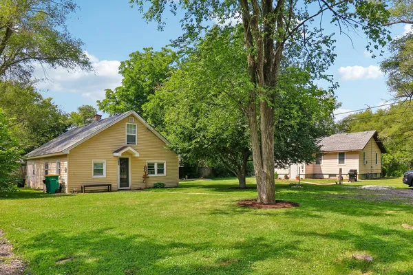 $395,000 | 11471 West Leland Avenue, Beach Park, IL 60099