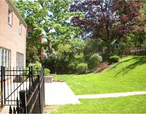 896 Old Hickory Road Mt. Lebanon, PA 15243 - Photo 13 of 14 Yard/Garden.