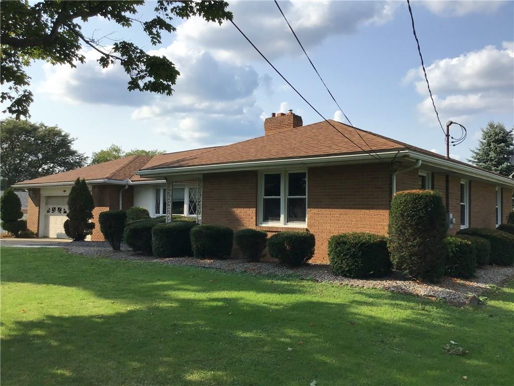 3895 Morefield Road Hermitage, PA 16148 - Photo 2 of 25 Gallery Image 2