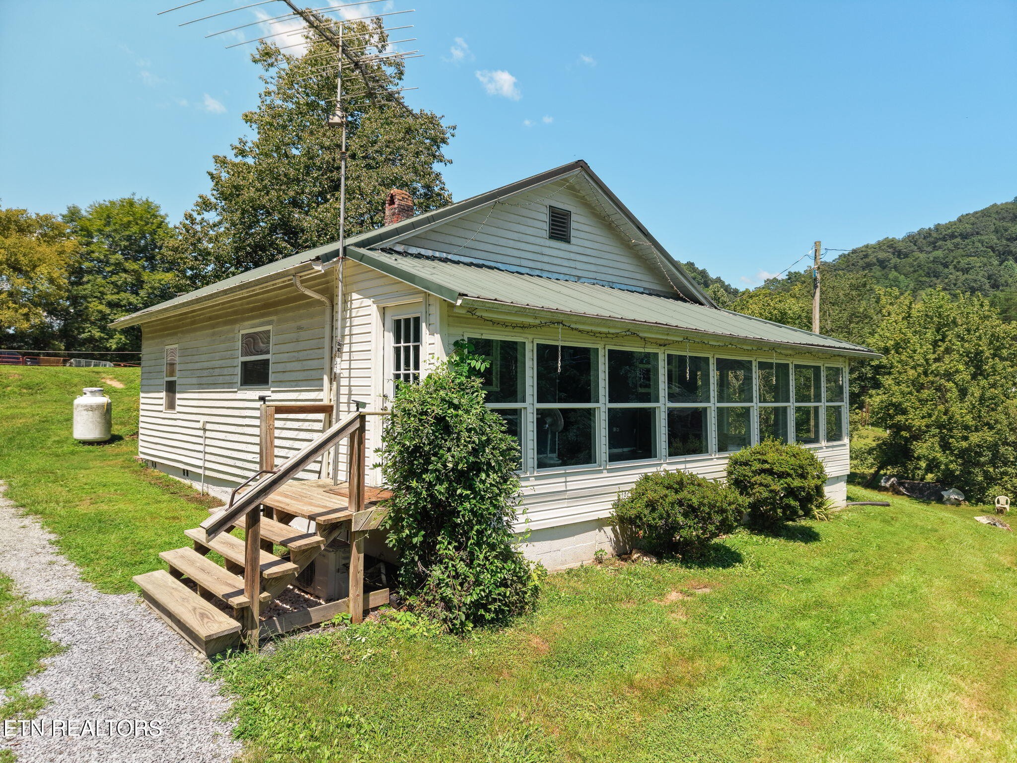 3000 Upper Caney Valley Road Tazewell, TN 37879 - Photo 34 of 50 Gallery Image 34