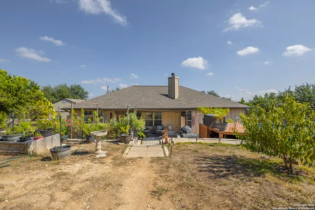 $459,900 | 1264 Spicewood Road, Fischer, TX 78623