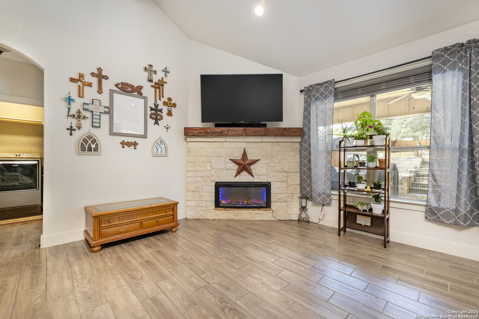 1264 Spicewood Road Fischer, TX 78623 - Photo 8 of 46