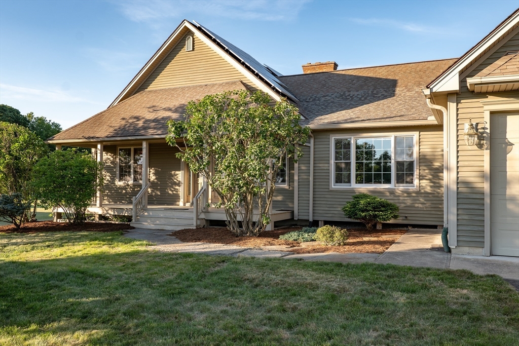 11 Fort Hill Road Easthampton, MA 01027 - Photo 3 of 32