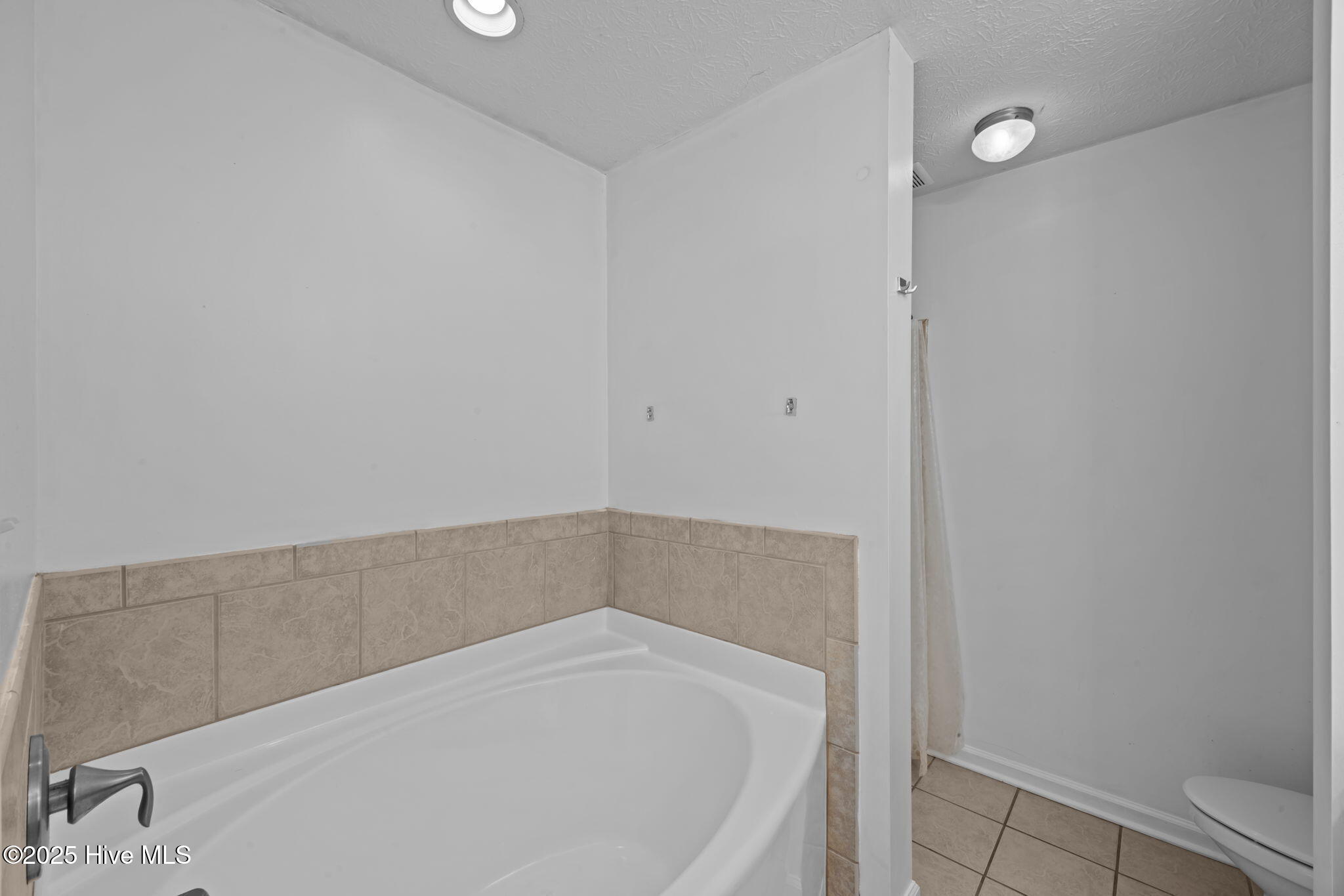 335 Tall Pine Road Havelock, NC 28532 - Photo 6 of 42 5-web-or-mls-0C0A2818