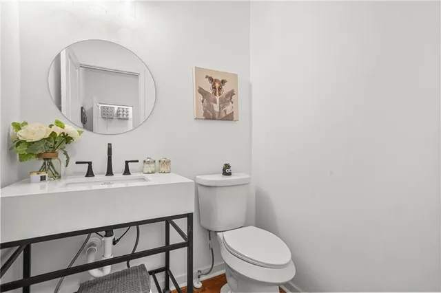 $395,000 | 3925 Pineshore Circle, Gainesville, GA 30501