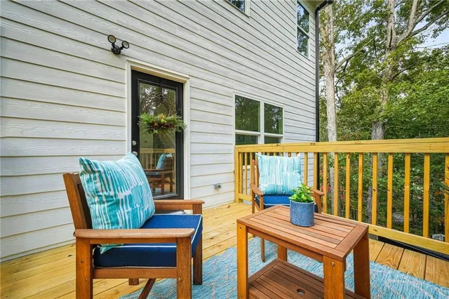 $395,000 | 3925 Pineshore Circle, Gainesville, GA 30501