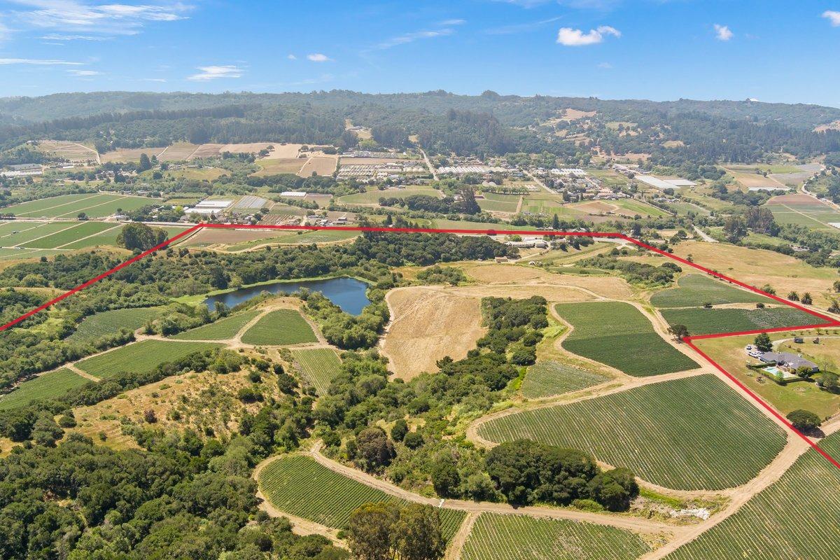 703 Hall Road Watsonville, CA 95076 - Photo 4 of 50