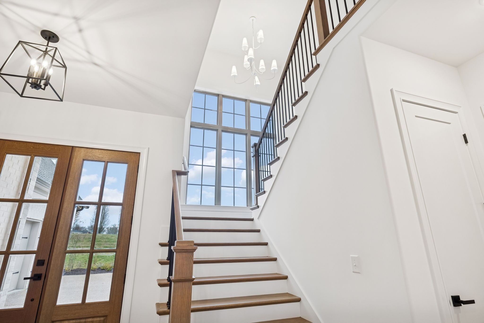 209 Bellsford Road Gallatin, TN 37066 - Photo 11 of 68 a view of entryway