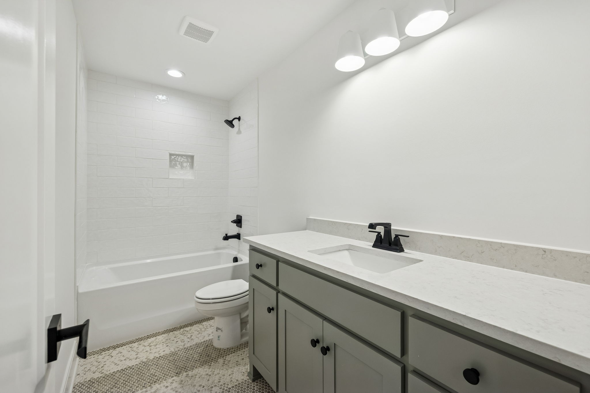 209 Bellsford Road Gallatin, TN 37066 - Photo 43 of 68 a bathroom with a sink a toilet and shower