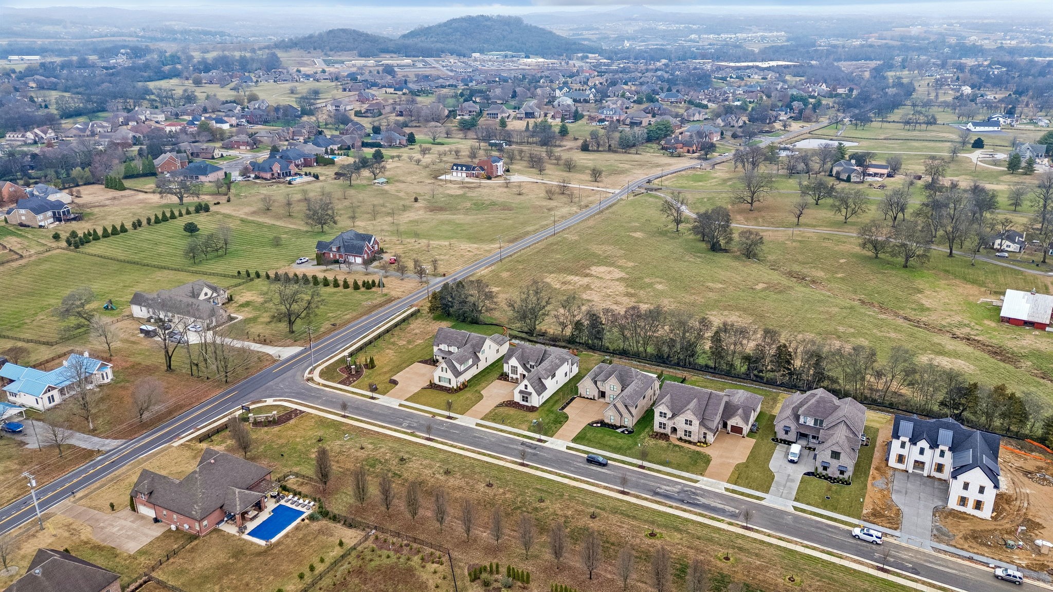 209 Bellsford Road Gallatin, TN 37066 - Photo 64 of 68 a view of a city from a balcony