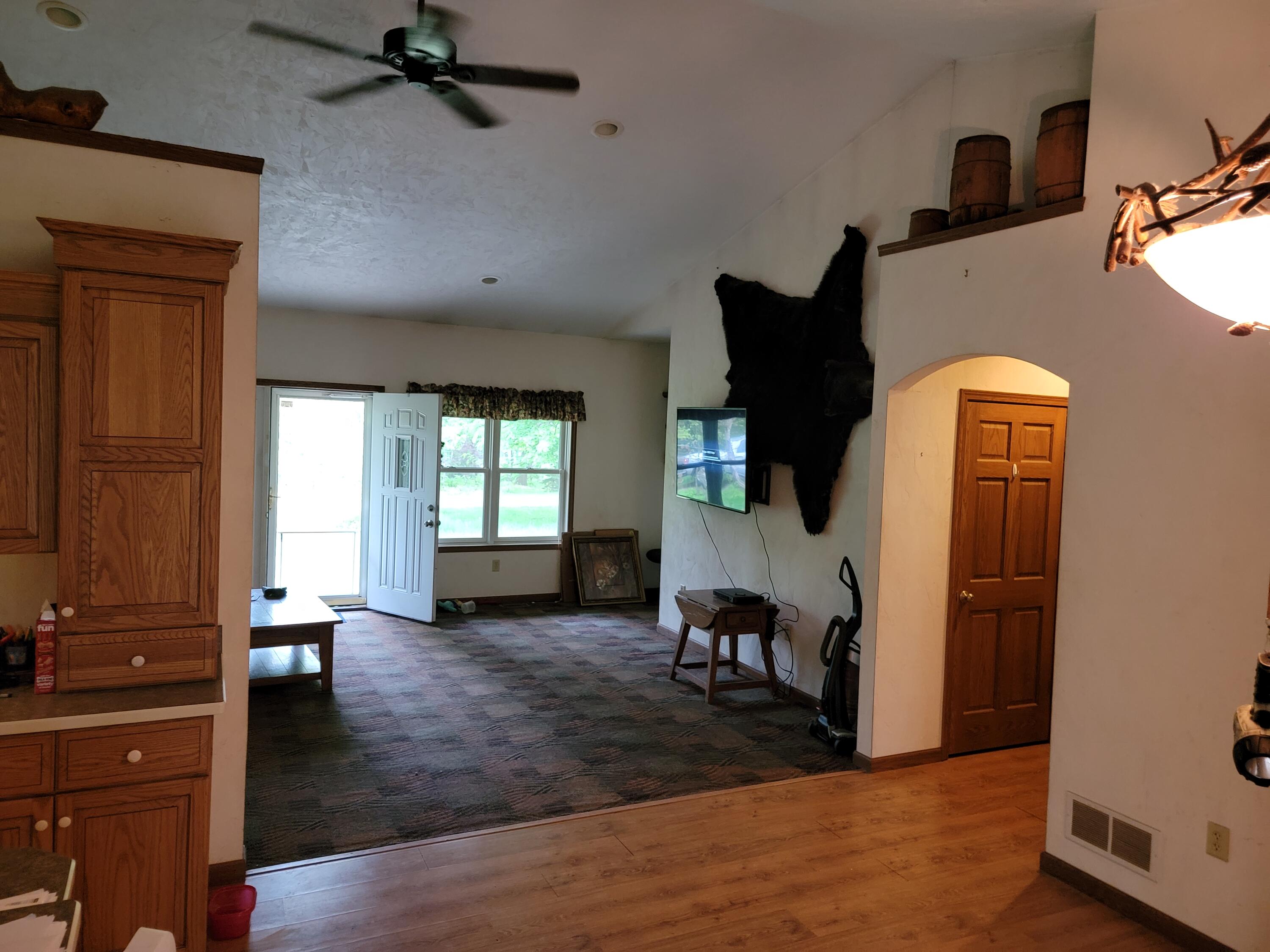 14179 Erie Road Albion, MI 49224 - Photo 3 of 9 20220518_120648