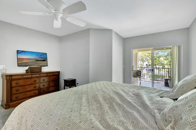 $238,000 | 170 Southwest Peacock Boulevard, Unit 36202, Port St. Lucie, FL 34986