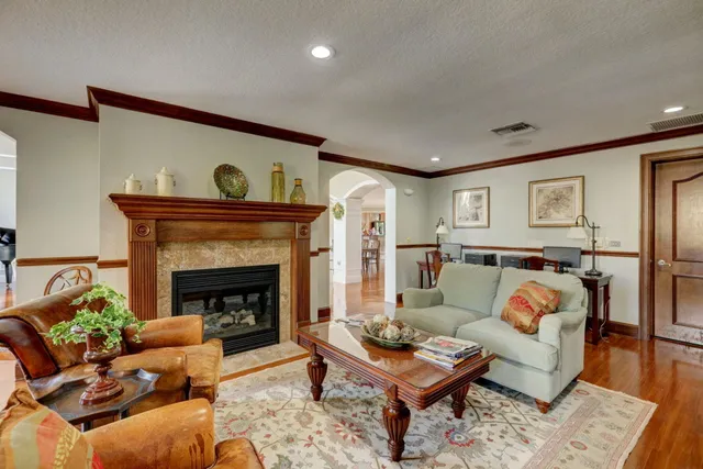 $238,000 | 170 Southwest Peacock Boulevard, Unit 36202, Port St. Lucie, FL 34986