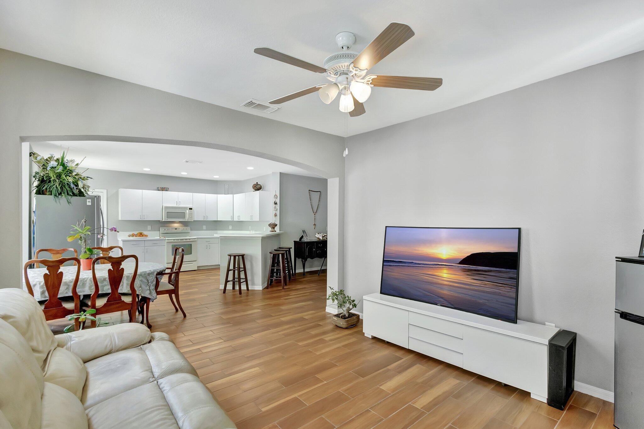 170 Southwest Peacock Boulevard, Unit 36202 Port St. Lucie, FL 34986 - Photo 7 of 60 8-web-or-mls-632A7951