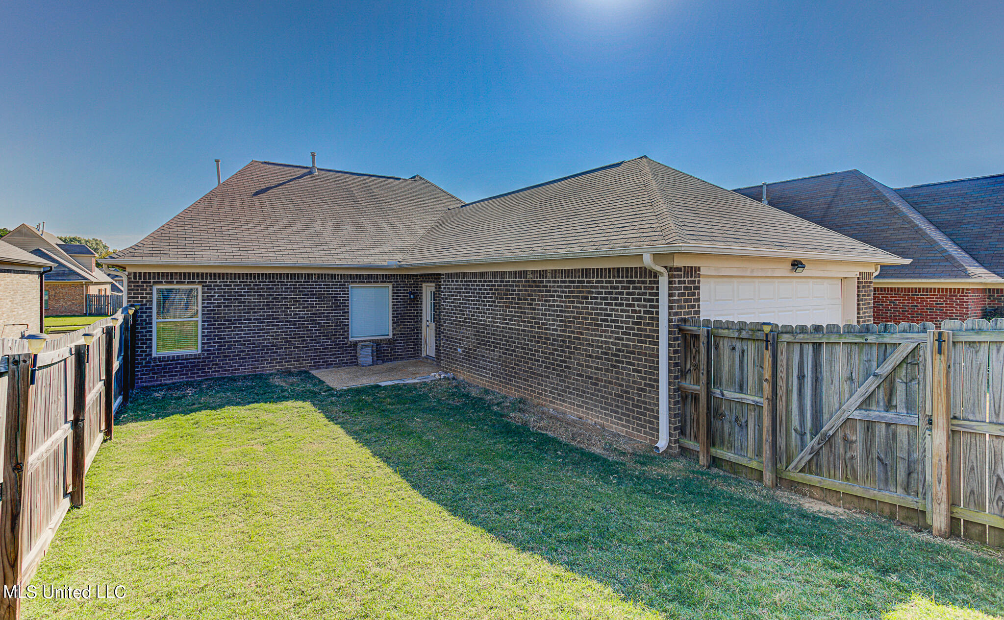 3061 Logan's Loop Hernando, MS 38632 - Photo 11 of 14 back yard 001