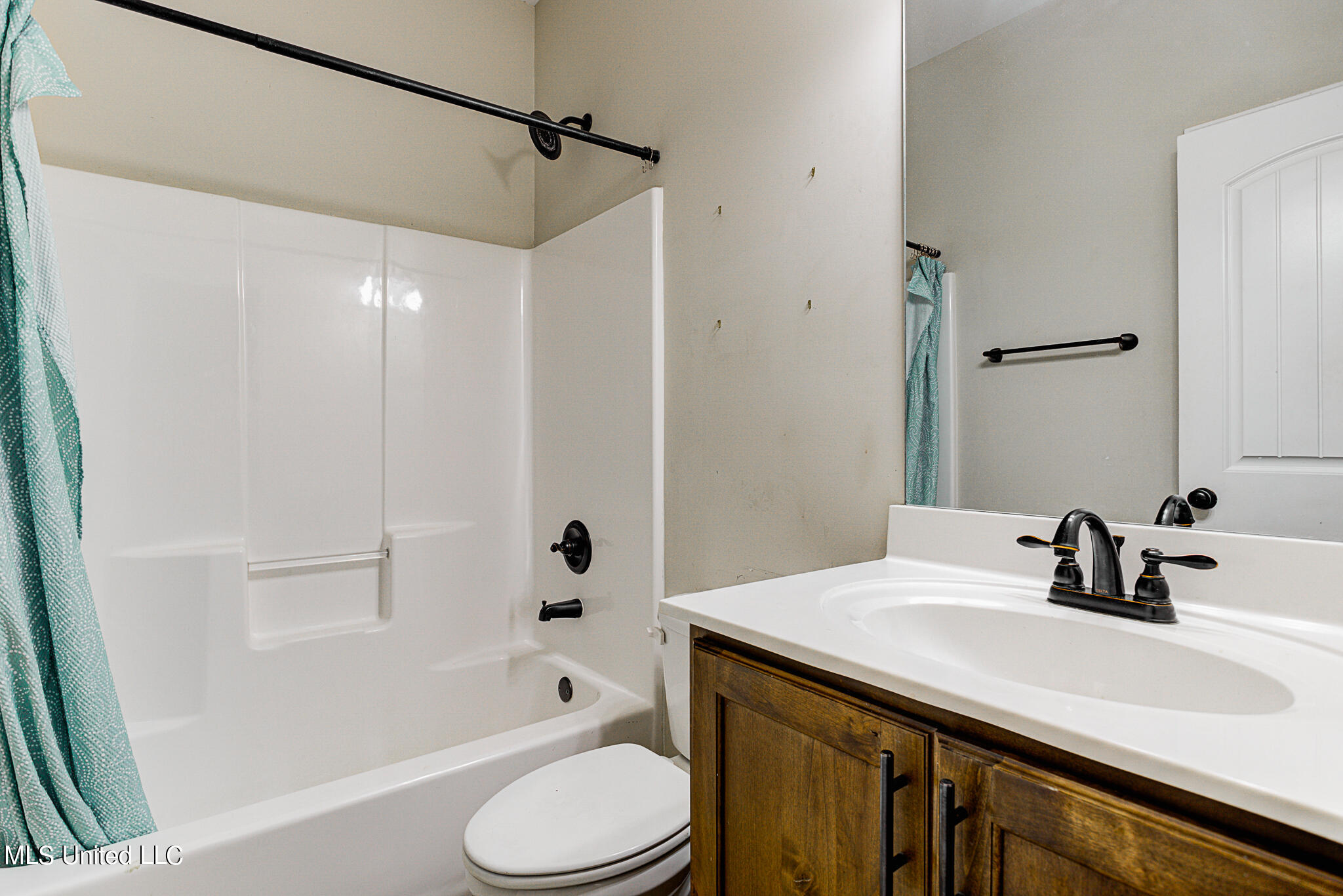 3061 Logan's Loop Hernando, MS 38632 - Photo 13 of 14 bath 2