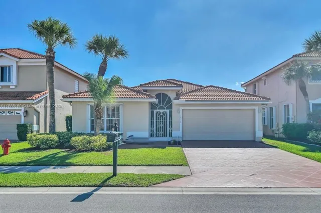$649,000 | 18350 Coral Sands Way, Boca Raton, FL 33498