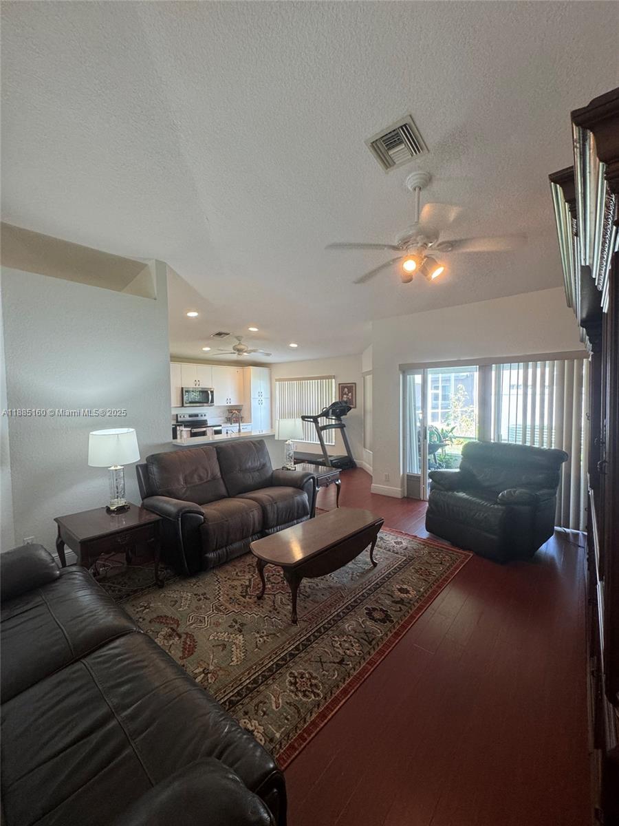 18350 Coral Sands Way Boca Raton, FL 33498 - Photo 8 of 26