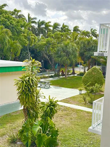 $1,799 | 1450 Atlantic Shores Boulevard, Unit 209, Hallandale Beach, FL 33009
