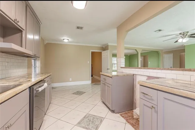 $1,775 | 1350 Strawberry Street, League City, TX 77573