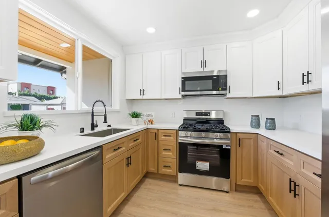 $999,999 | 316 North Kingston Street, San Mateo, CA 94401