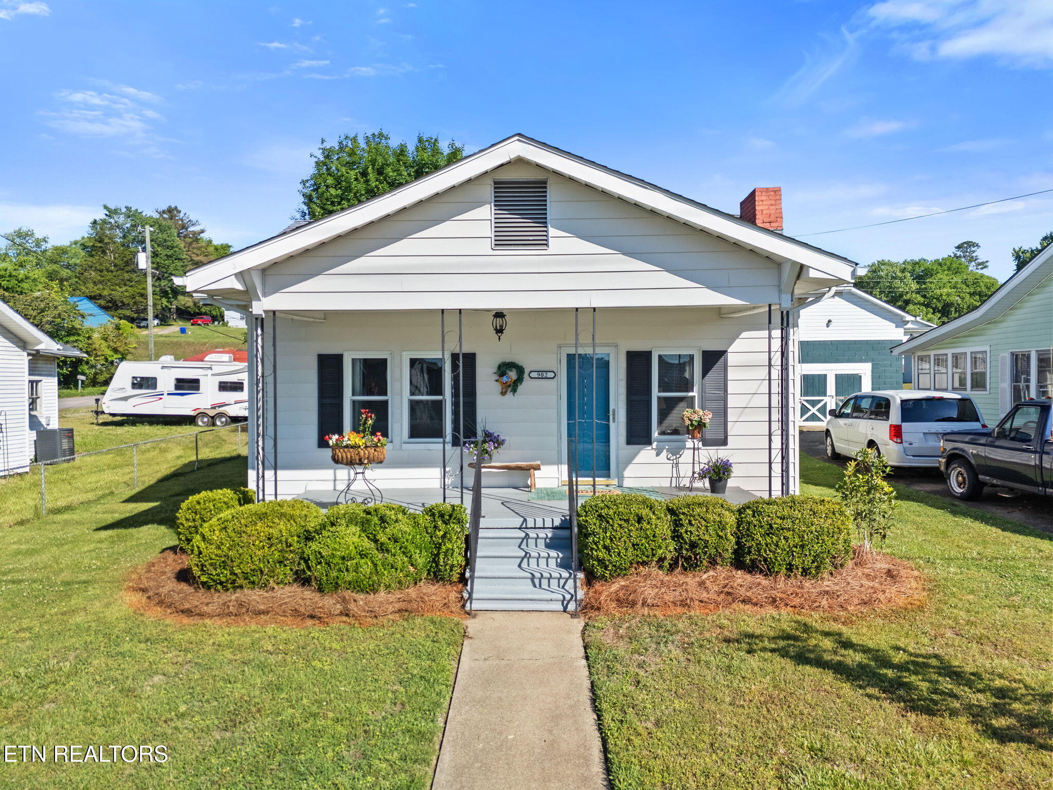 2-web-or-mls-902 Fowler--10