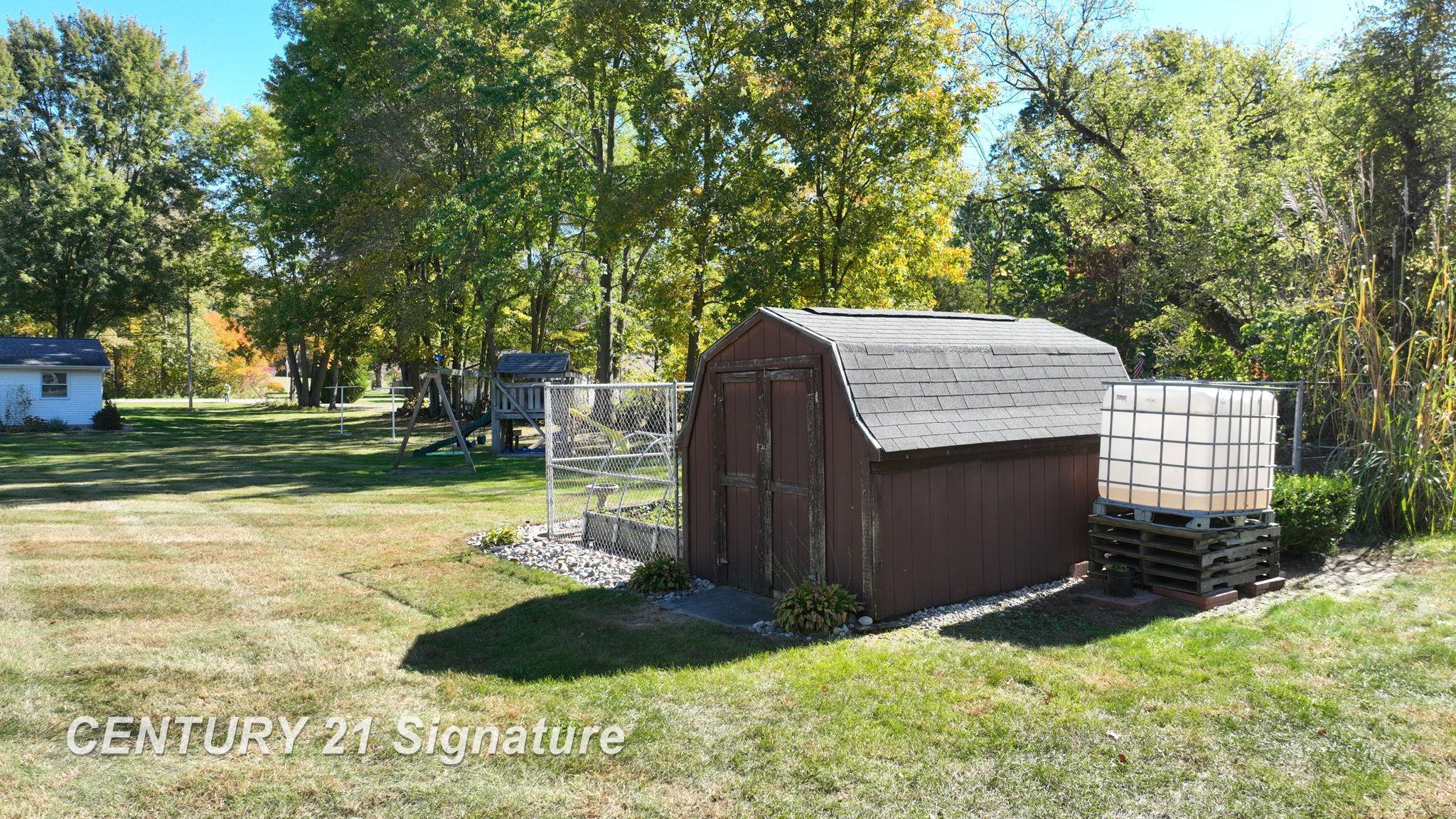 11267 North Webster Road Clio, MI 48420 - Photo 28 of 41