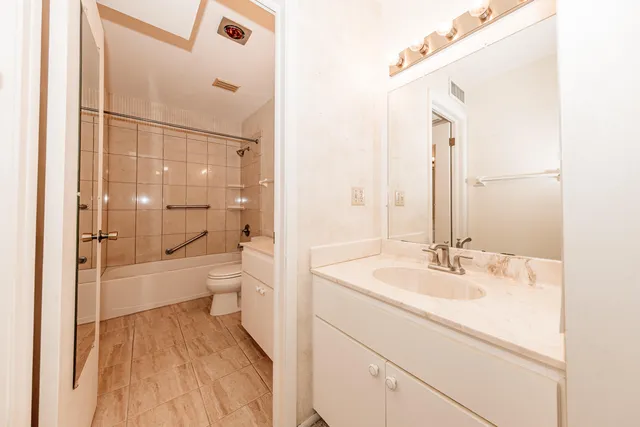 $124,900 | 11917 West Appleton Avenue, Unit 6, Milwaukee, WI 53224