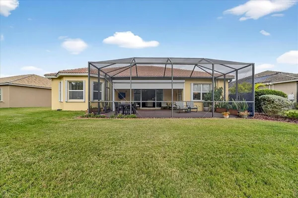 $575,000 | 16227 Diamond Bay Drive, Wimauma, FL 33598