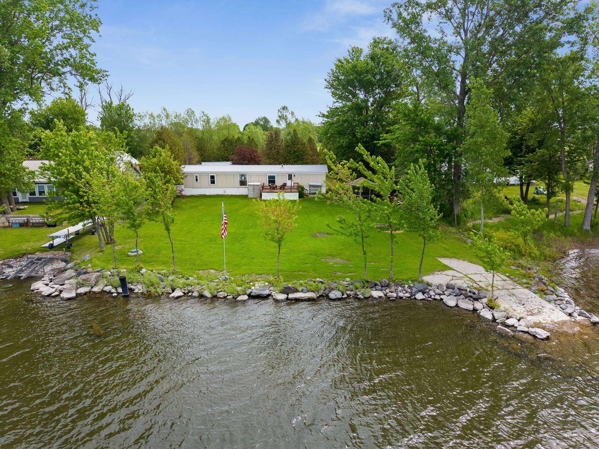 279 Hunter Road North Alburgh, VT 05440 - Photo 2 of 49