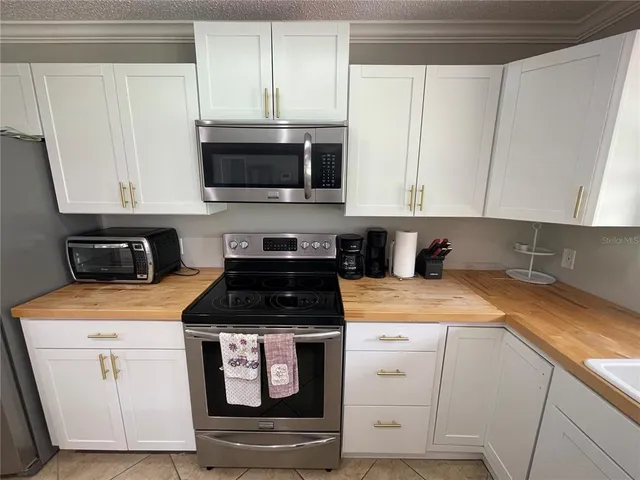 $5,800 | 12860 Lake Sawyer Lane, Windermere, FL 34786