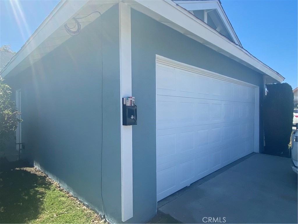 9132 Margate Circle Westminster, CA 92683 - Photo 5 of 16 a view of door