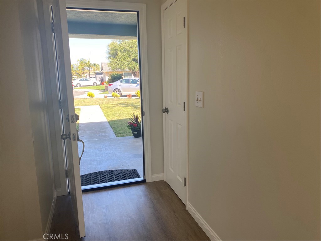 9132 Margate Circle Westminster, CA 92683 - Photo 6 of 16 a view of an entryway