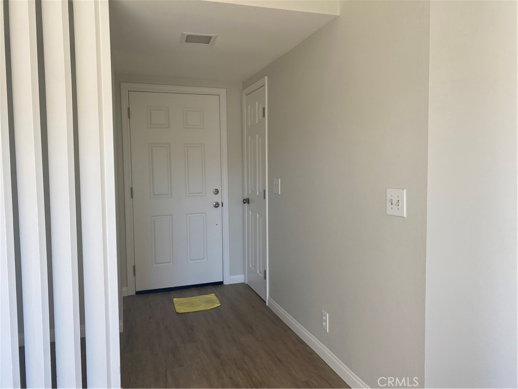 9132 Margate Circle Westminster, CA 92683 - Photo 9 of 16 a view of small space with wooden floor