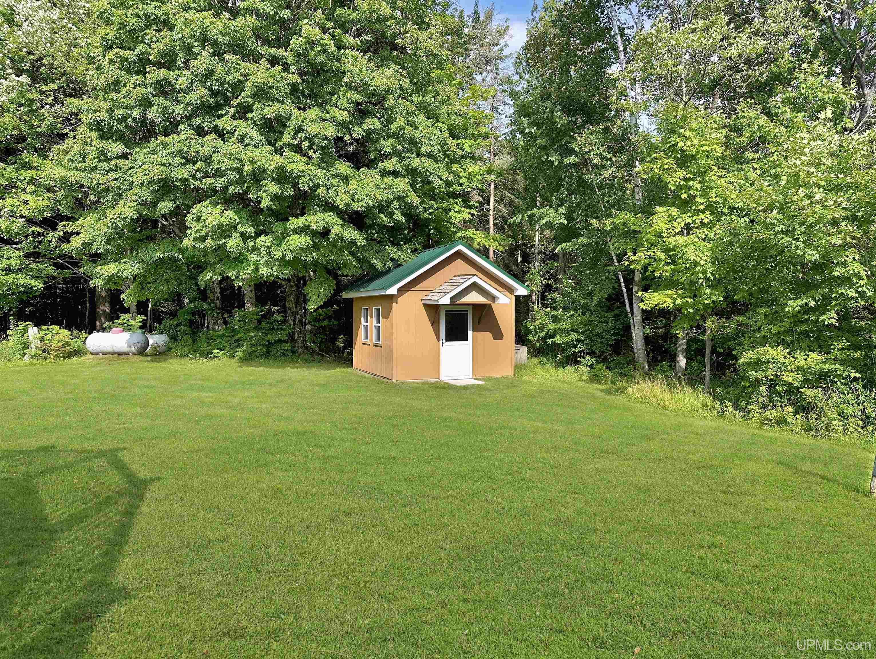 4380 North M-67 Road Chatham, MI 49816 - Photo 16 of 32
