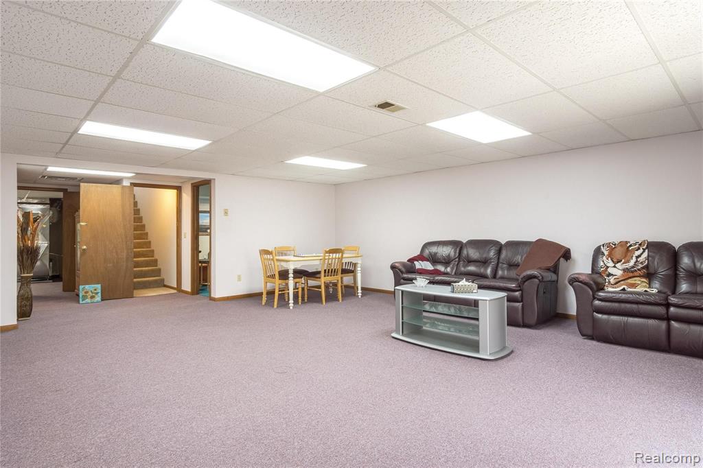 7302 Silver Lake Road Linden, MI 48451 - Photo 23 of 40